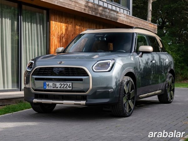 2025 Mini Countryman E Favoured