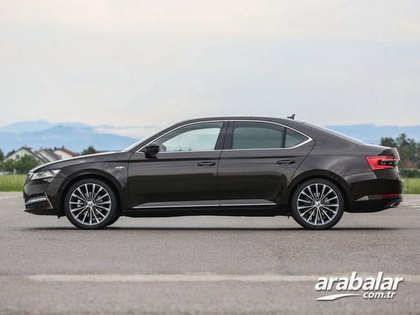 2022 Skoda Superb 1.5 TSI Crystal DSG